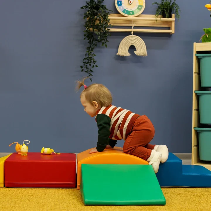 Bloques de Psicomotricidad Iglu Little Crawler Multi Color - Image 3